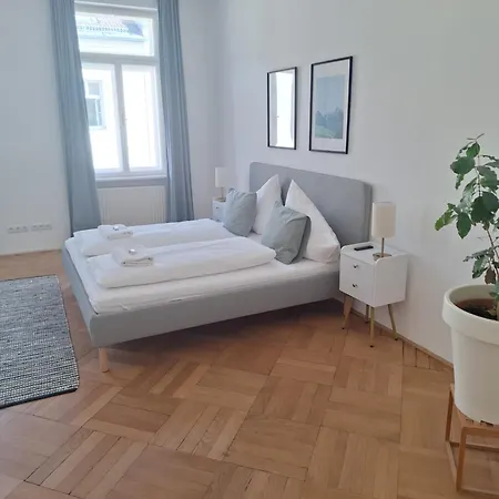 - 3 Bedroom アパート インスブルック