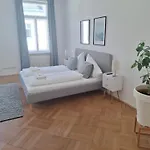 - 3 Bedroom Lägenhet Innsbruck